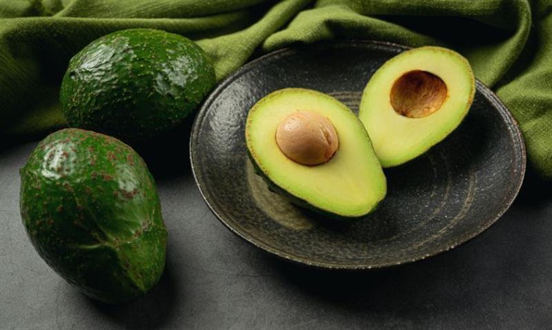 The Ayurvedic Superfruit Indians Should Choose Over Avocado for Better Eyesight, Stronger Immunity, and Glowing Skin