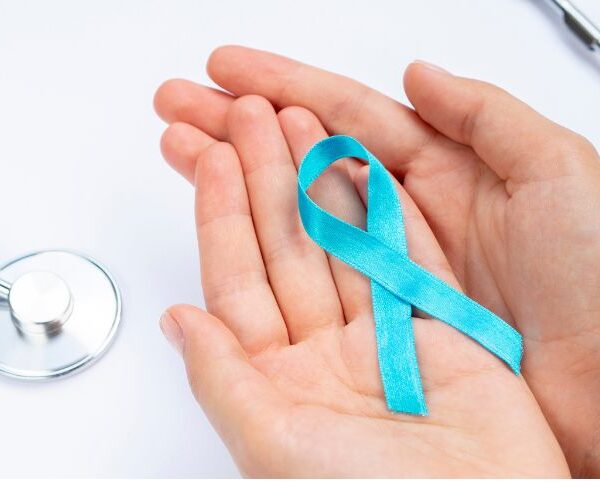 Ovarian Cancer Warning Signs Experts Reveal Symptoms Often Mistaken for Menstrual Pain