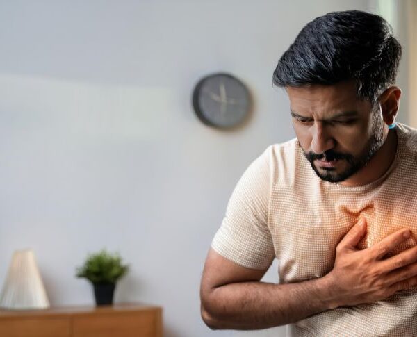 Silent Heart Attacks 5 Overlooked Symptoms You Should Never Ignore, According to a Cardiologist